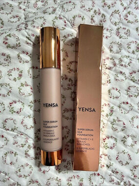 Yensa Super Serum Silk Foundation Beige NWT